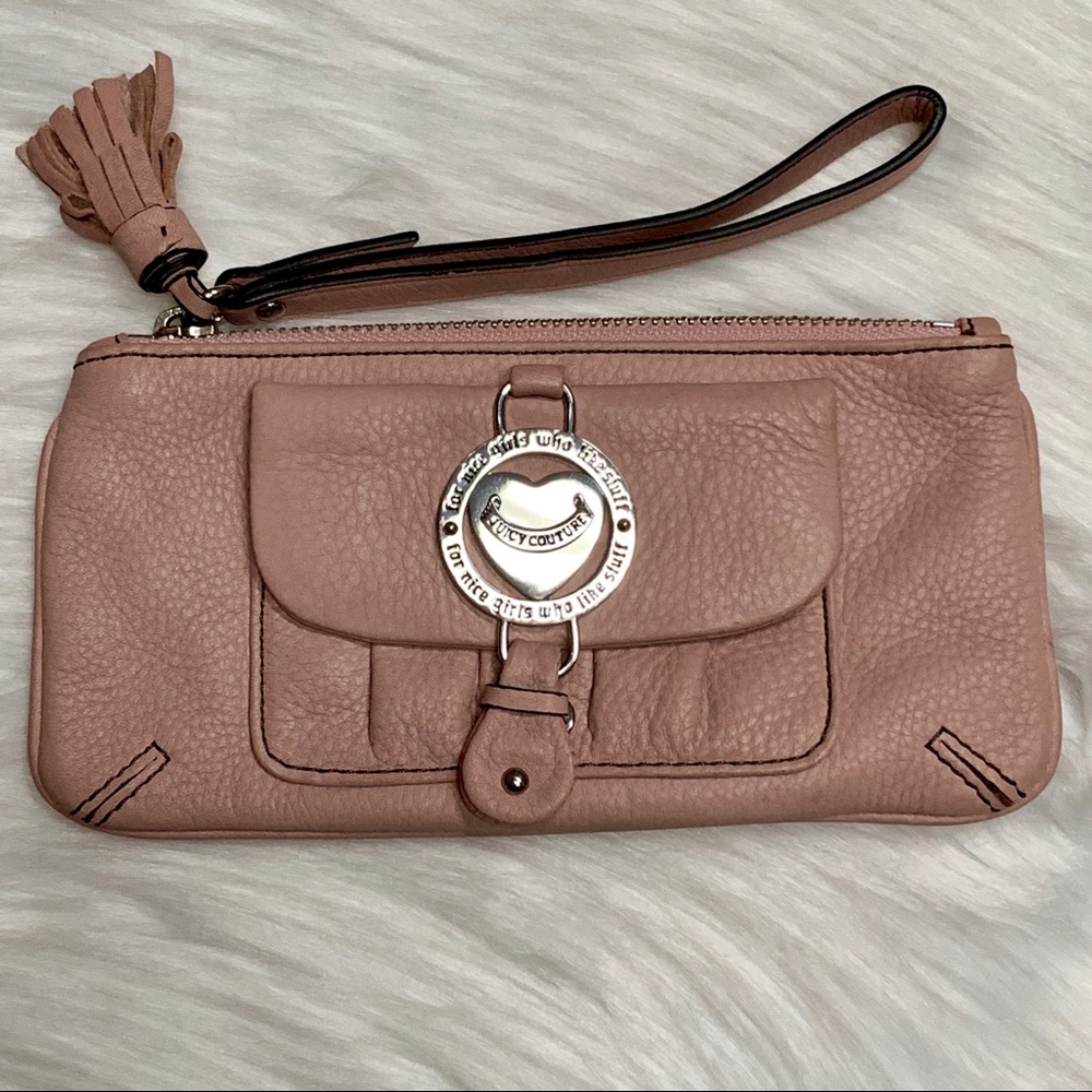 JUICY COUTURE PINK PEBBLE LEATHER WRISTLET NWOB
